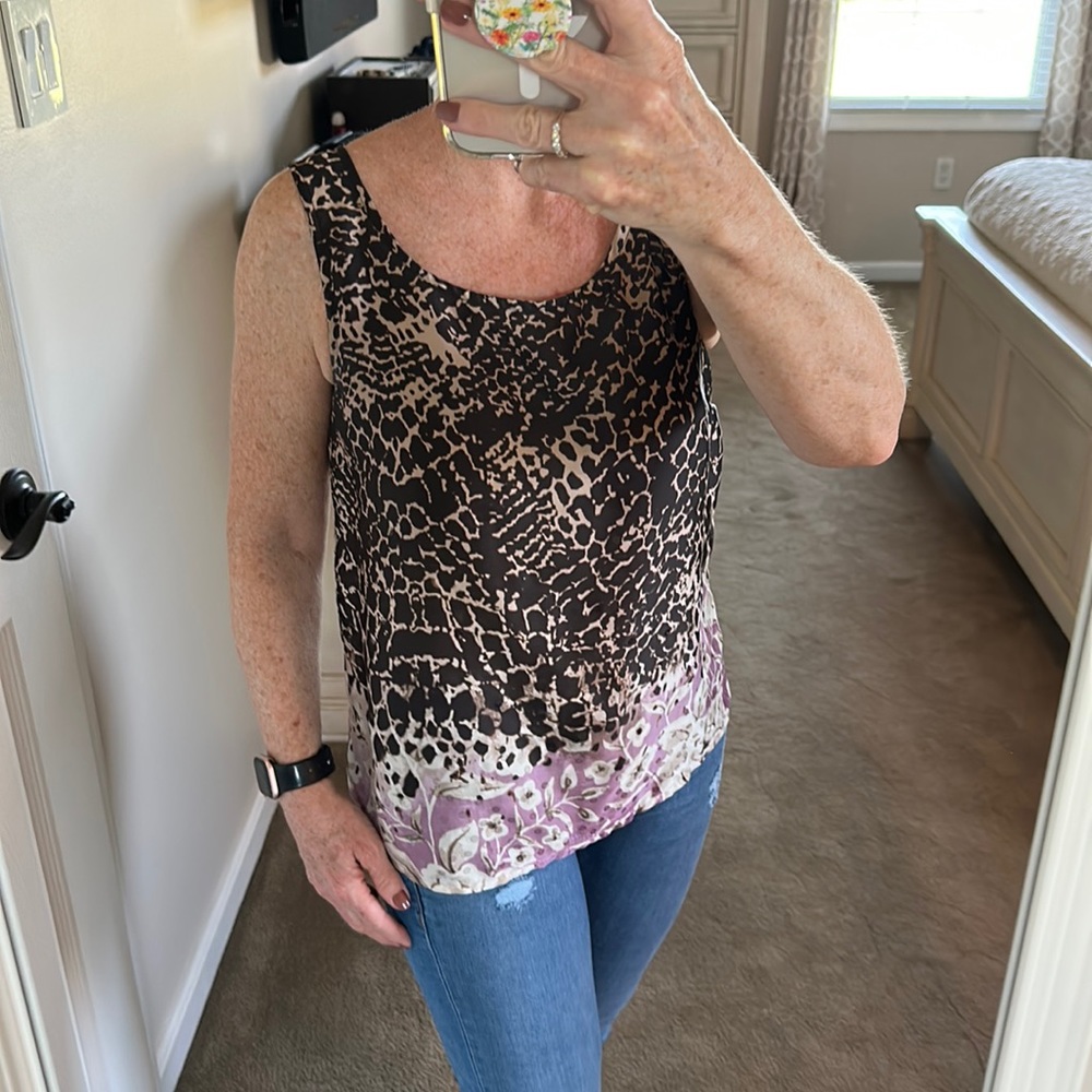 Dana Buchman sleeveless blouse